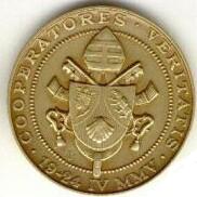 Pope Benedict XVI,  gesture of blessing