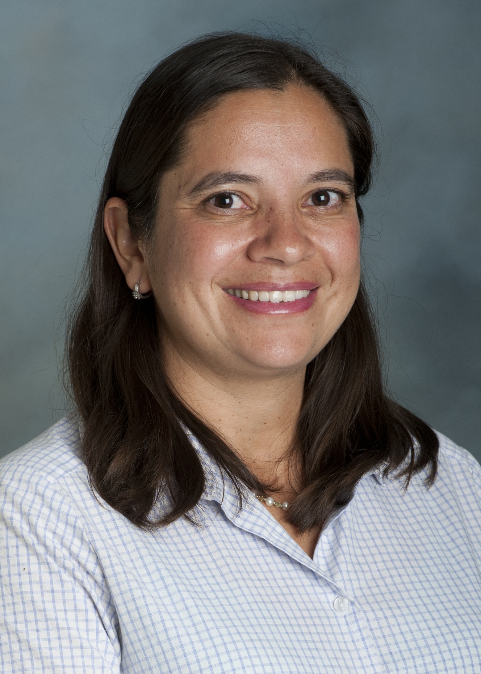 Dr. Silvia Fernandez