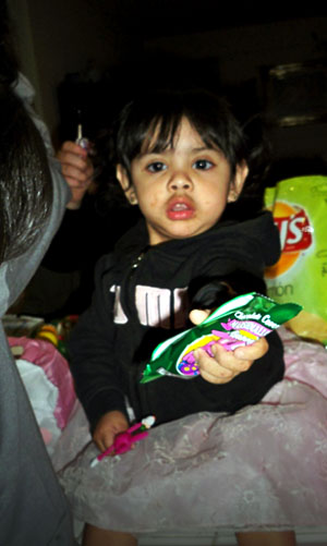 neice giving candy