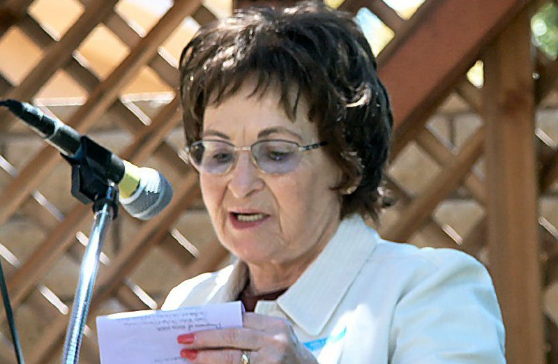 Iris gives her "farewell speech."