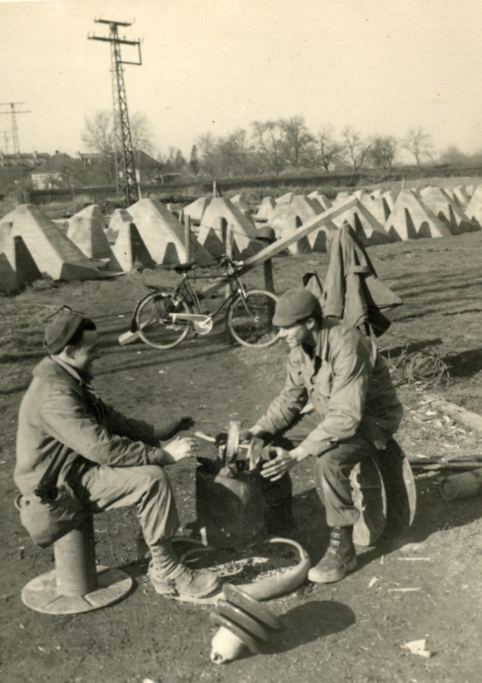 1945-WW2-Holland-Germany - 153