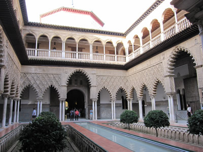 alcazarinterior2