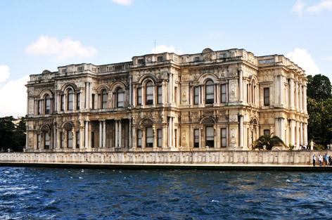 Palace from the bosphorous
