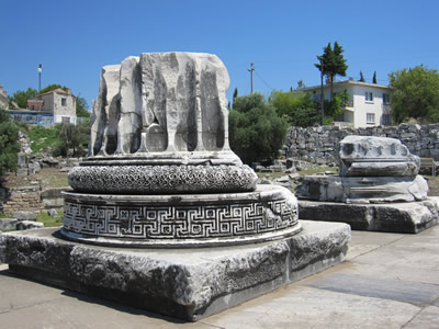 column ruin