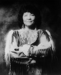 lesliemarmonsilko