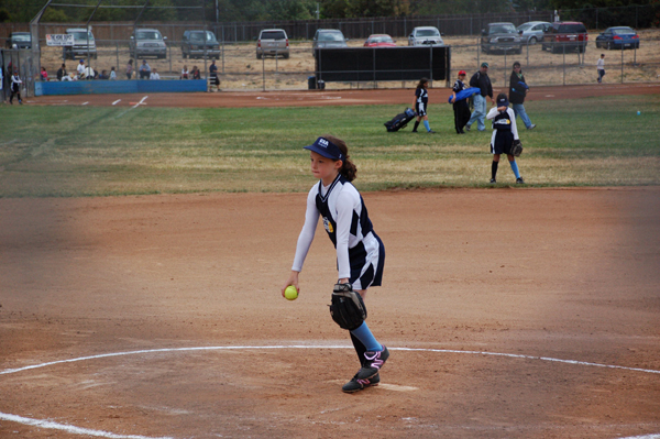 elisepitch2.jpg