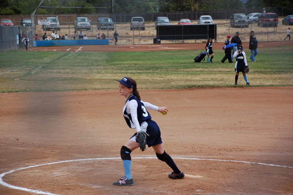 elisepitch1.jpg