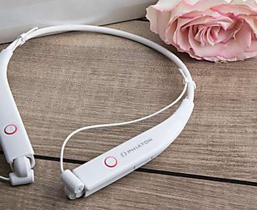 Here’s Why You Need an Audio Cable for Wireless Headphones