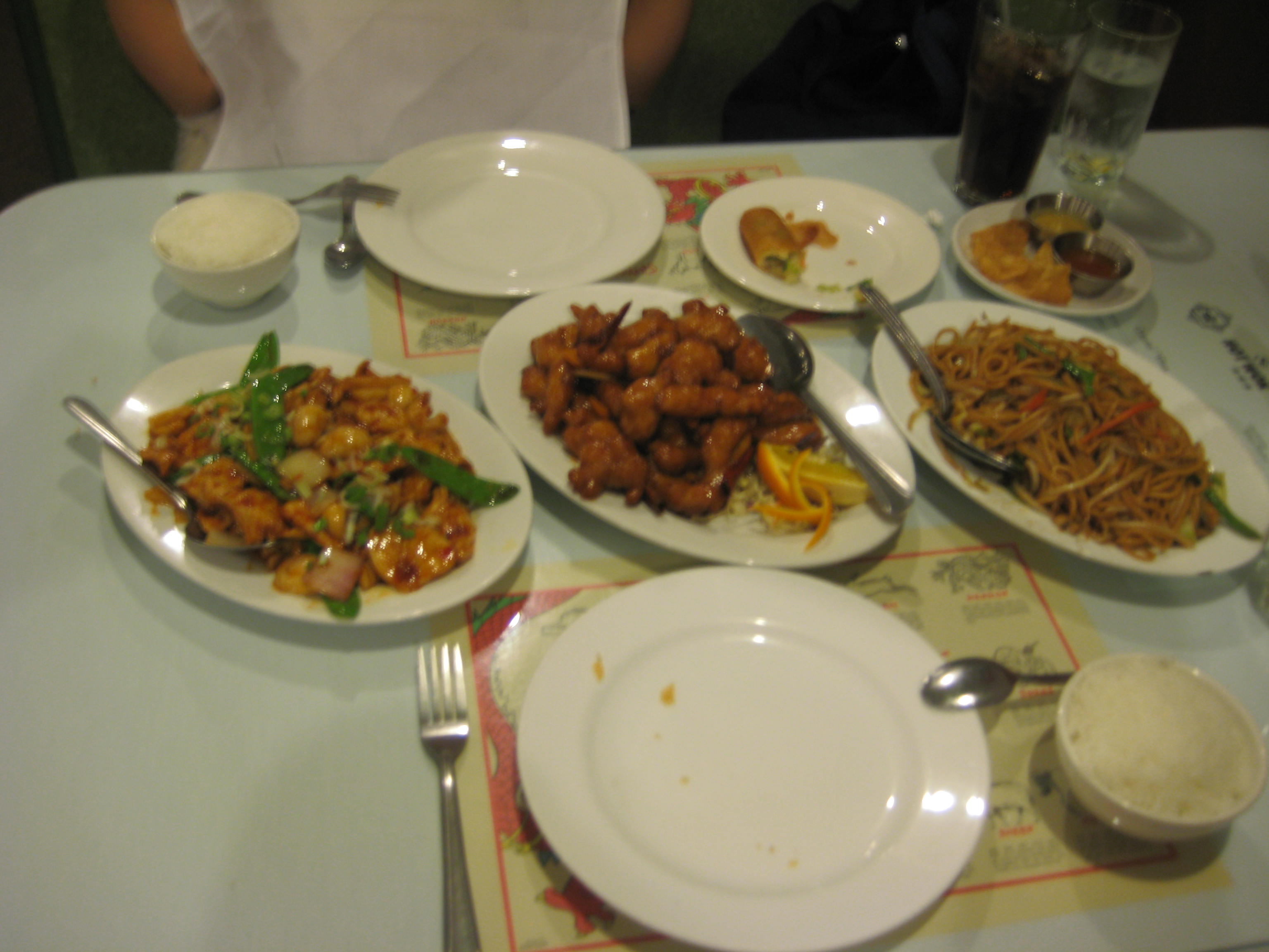 orange chicken noodles and vegtable chicken