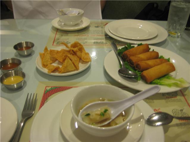 wonton soup and ege rolls yummy