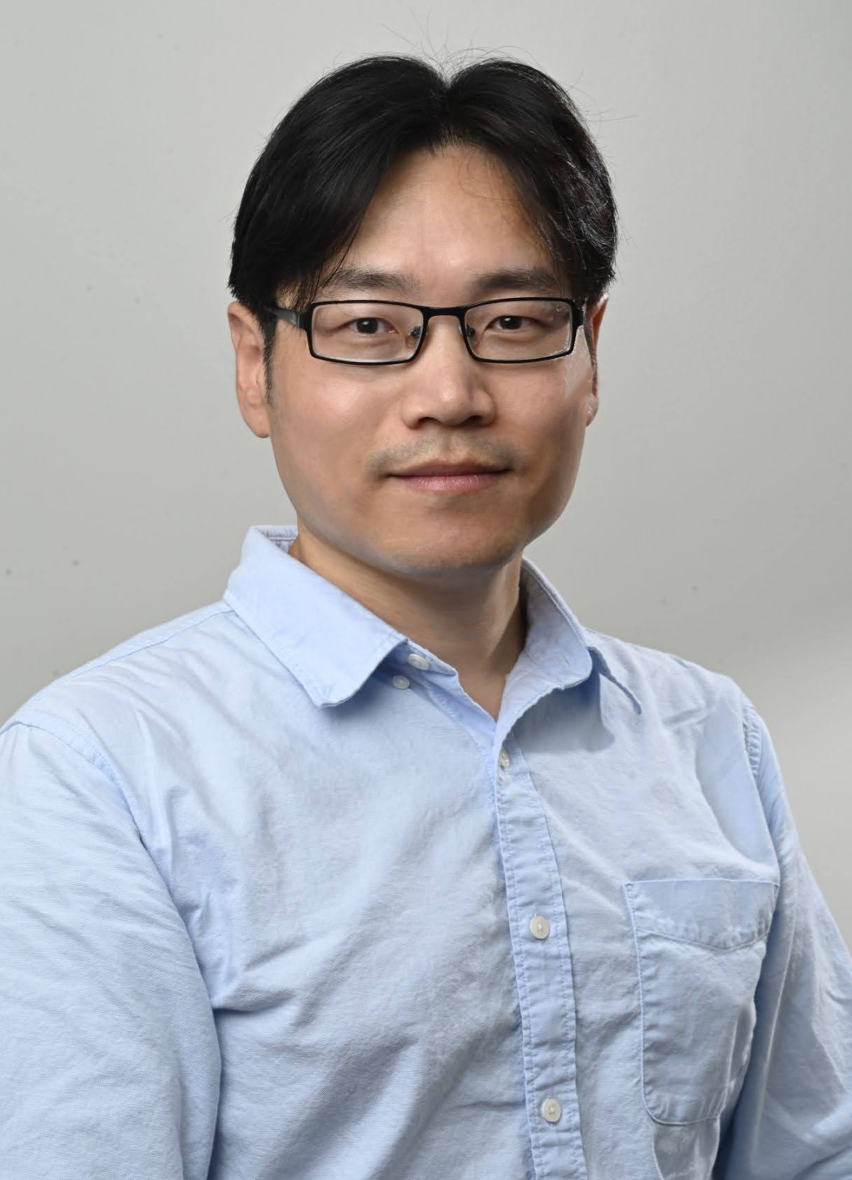 Portrait of Sungwook Woo