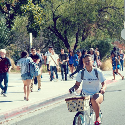 CSUN Students on their way to class.