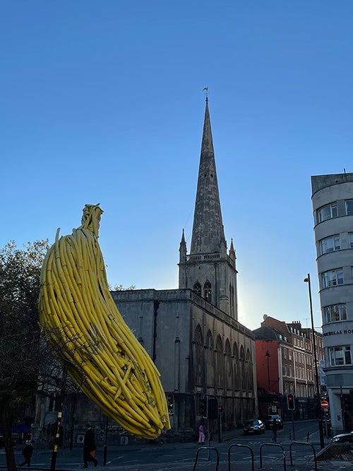 Daniel Carter: Banana sculpture in Castle Park - Bristol, England
