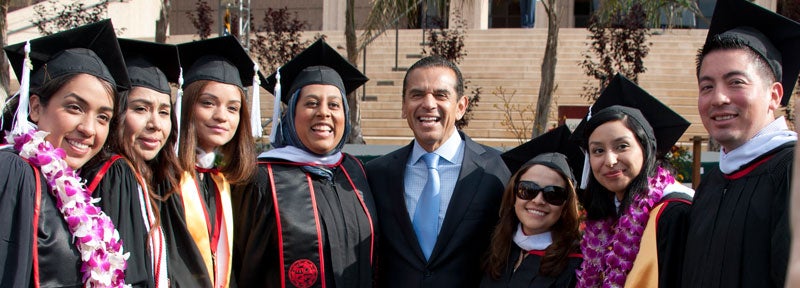 Antonio Villaraigosa with graduating students