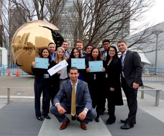 Picture of the 2015 Model UN Delegation in New York.