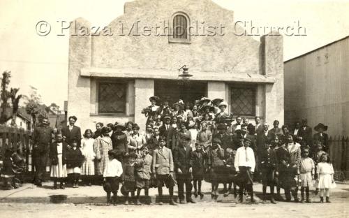 Group on Bloom Street, 1890-1911