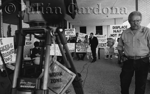Workers displaced by NAFTA on hunger strike. El Paso, Texas. June 5, 2000.