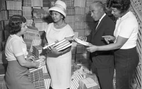 Tinni Miles &amp; Gilbert Lindsay, Collection Donations - Books to Africa