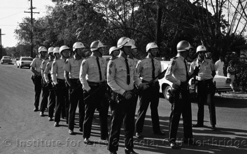 Police gather for protest held by UFW, 1966
