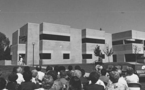 1976: The Addie L. Klotz Student Health Center opens. 