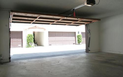 College Court Townhomes : Unit A - Two-Car Garage
