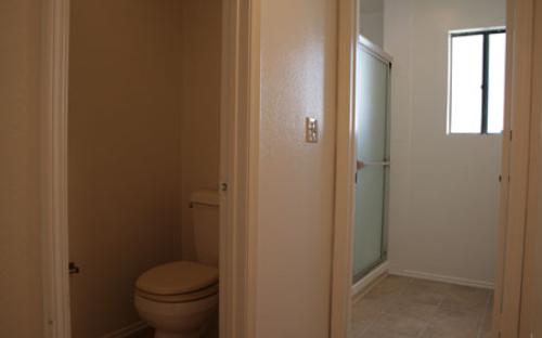 College Court Townhomes : Unit A - Master Bathroom