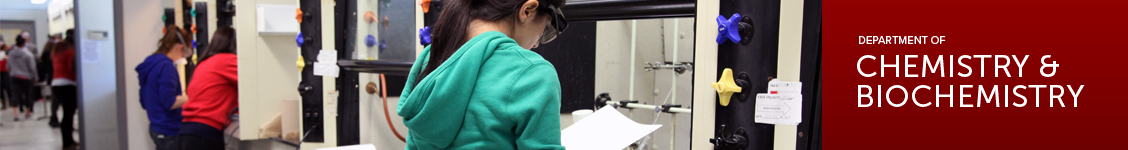 Students working in organic chemistry lab course