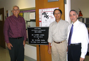 Dr Leung and Dr Papin being thanked for help by Dr Blanco